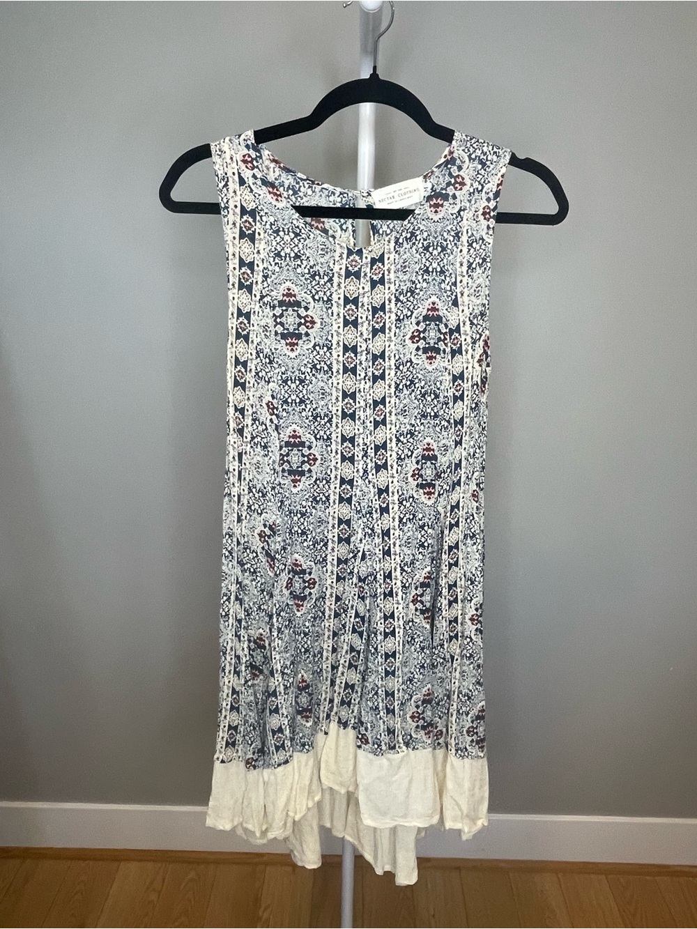 Nectar Clothing⁠ Boho Printed 100% Rayon Handkerchief Hem Dress — Size M